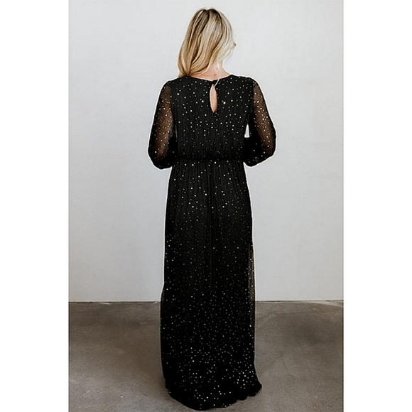 LAST ONE!! Plus Size ADRIANA Gold Sparkle Maxi Dress With Long Sleeves - Picture 2 of 9